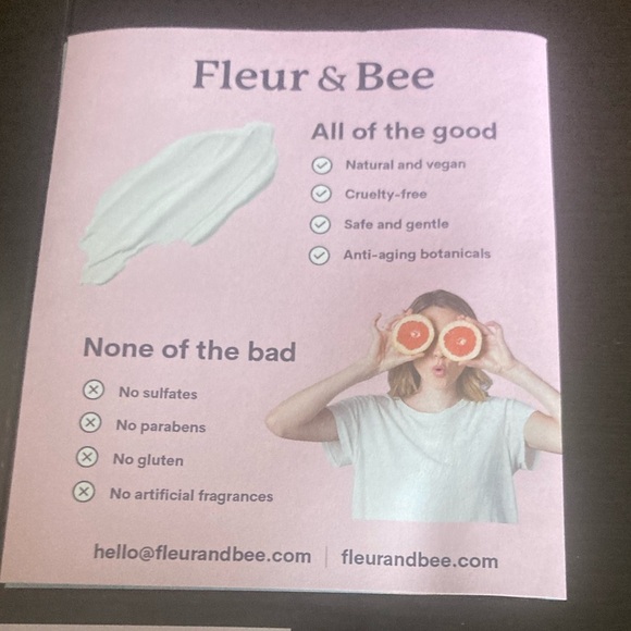 4/$25 Fleur & Bee Skincare Sampler pack. Perfect for travel. Includes 5 samples. - Picture 5 of 6